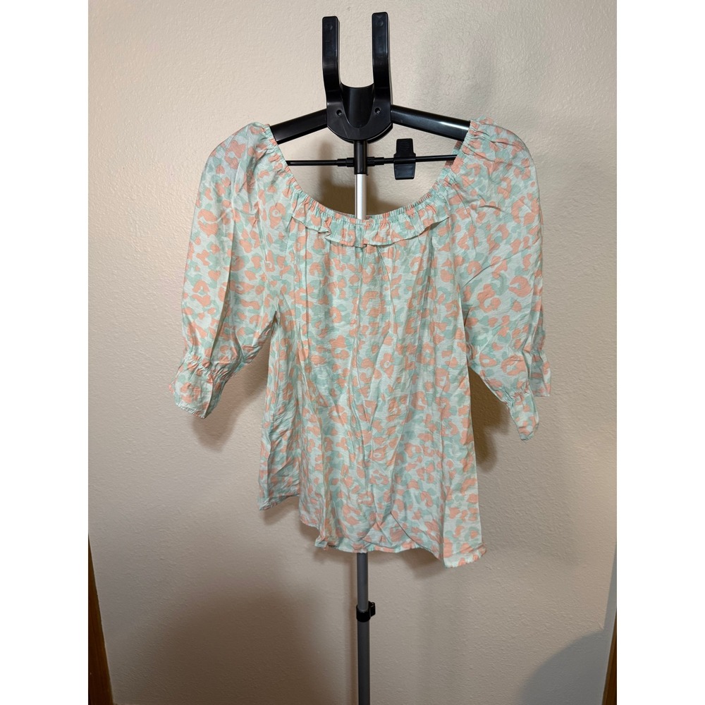Easel Los Angeles Pastel Leopard Print Puff Sleeve Blouse Mint Peach Small